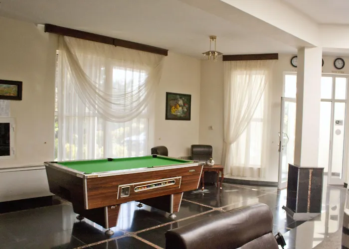 Park Bellevue 3* غولدن ساندز