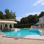 Отель Park Bellevue