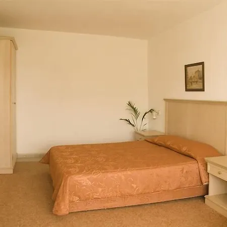 Park Bellevue 3* 골든샌드