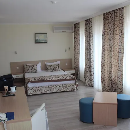 Park Bellevue Отель Золотые Пески