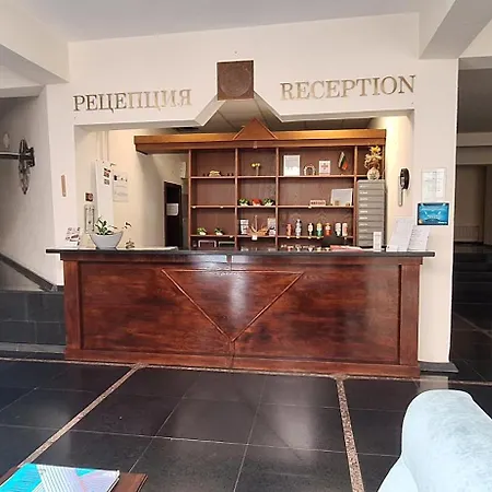 Park Bellevue Hotell 3*